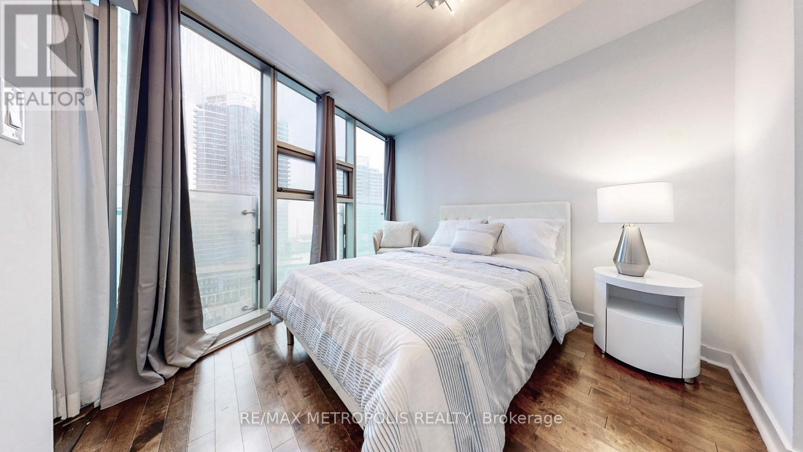 1202 - 12 York Street, Toronto, Ontario  M5J 0A9 - Photo 23 - C12151569