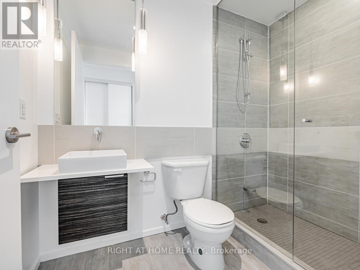 1603 - 8 Charlotte Street, Toronto, Ontario  M5K 0K4 - Photo 14 - C12151586