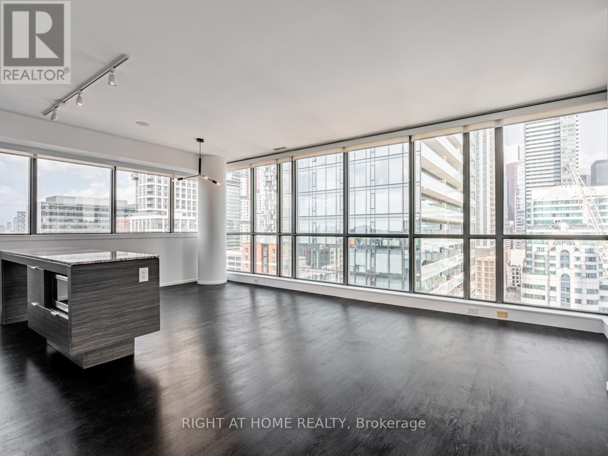 1603 - 8 Charlotte Street, Toronto, Ontario  M5K 0K4 - Photo 2 - C12151586