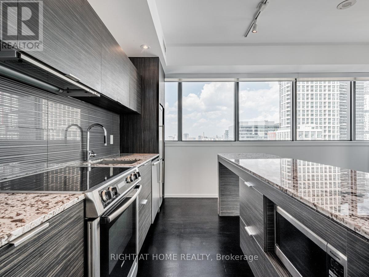 1603 - 8 Charlotte Street, Toronto, Ontario  M5K 0K4 - Photo 6 - C12151586