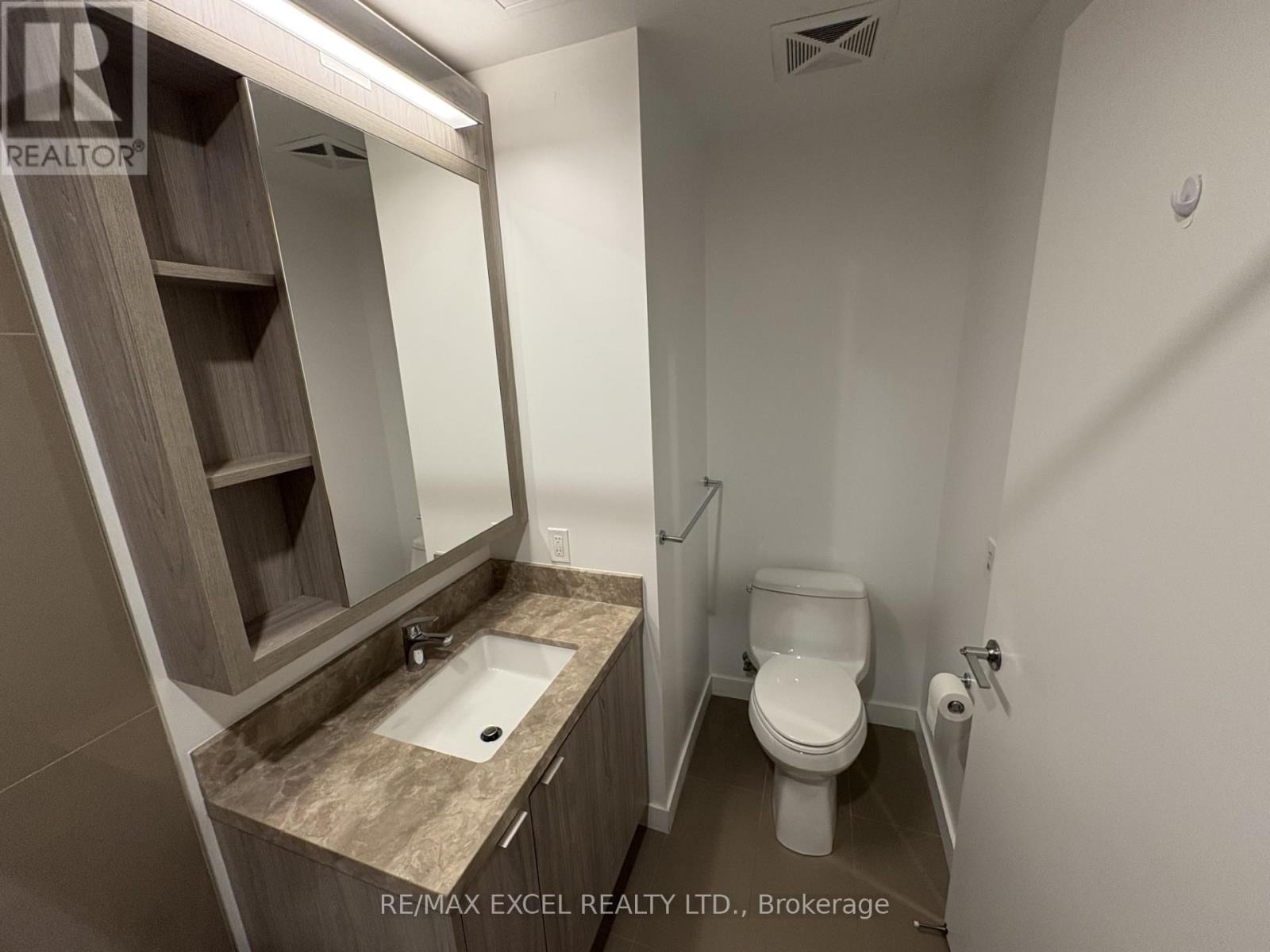 4009 - 125 Blue Jays Way, Toronto, Ontario  M5V 0C4 - Photo 8 - C12151594
