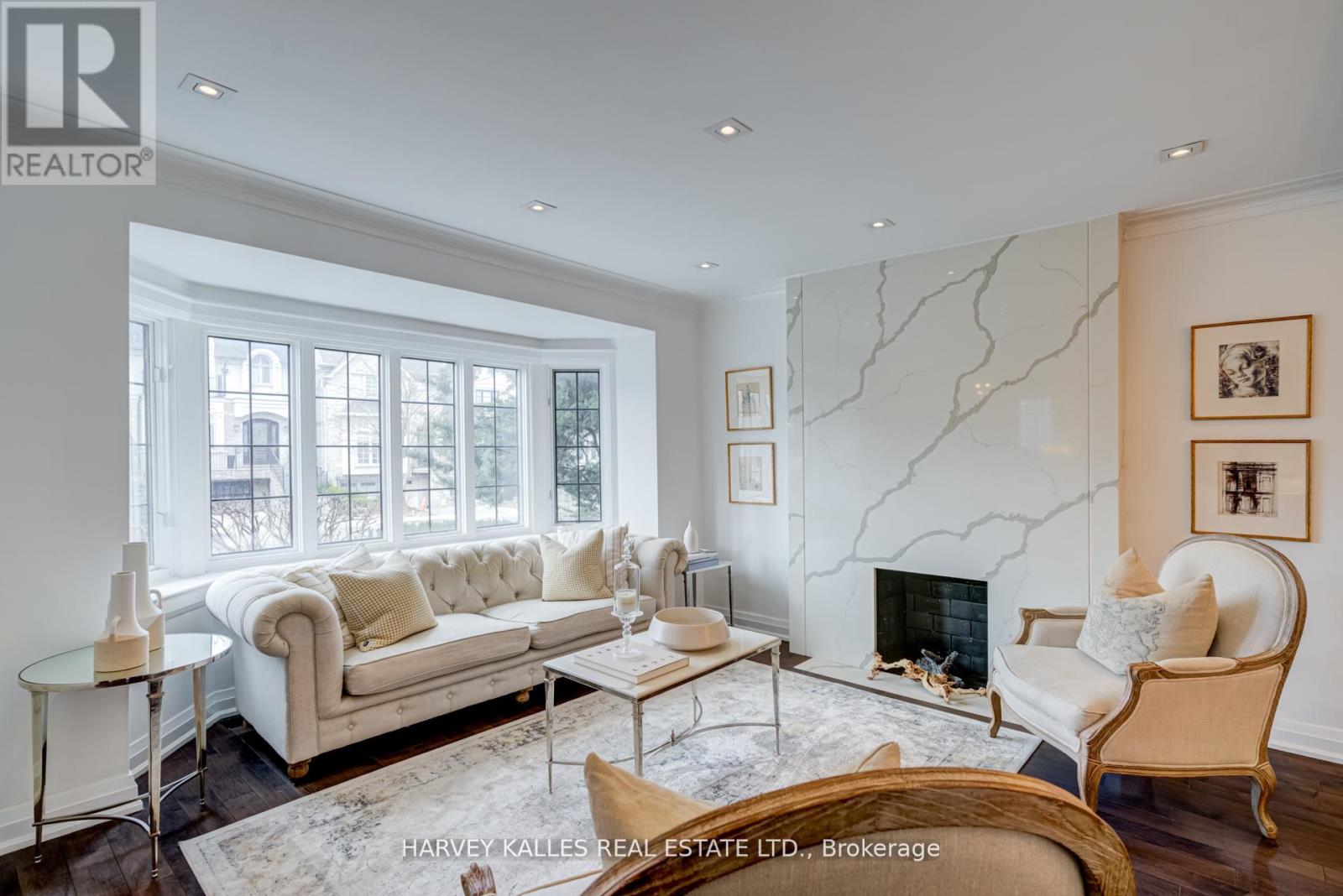 213 Brooke Avenue, Toronto, Ontario  M5M 2K7 - Photo 7 - C12151603