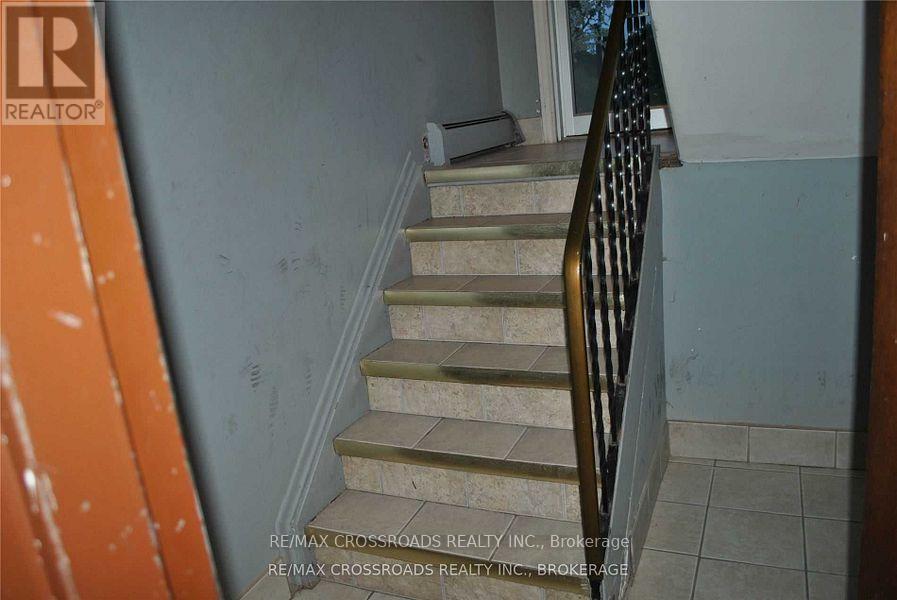 390 Dean Avenue, Oshawa, Ontario  L1H 3E2 - Photo 8 - E12151564