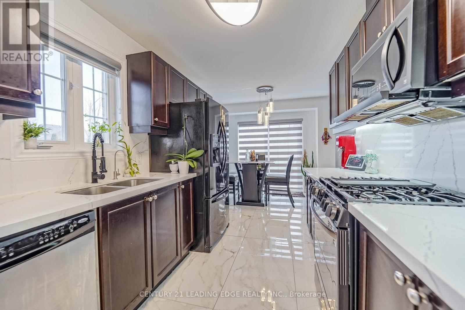 545 Luple Avenue, Oshawa, Ontario  L1K 0K9 - Photo 10 - E12151567