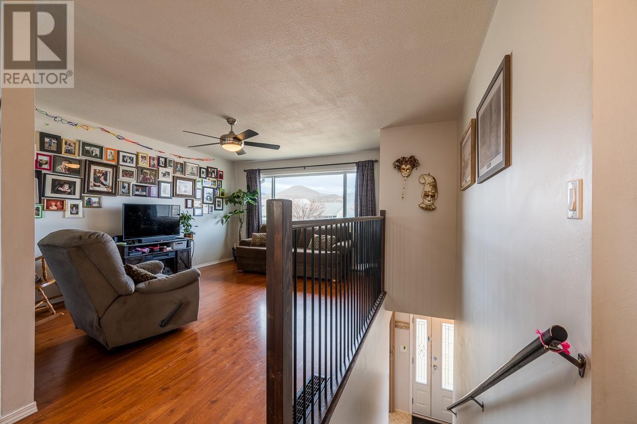 Property at 800 VALHALLA Drive Unit# 2 image 3
