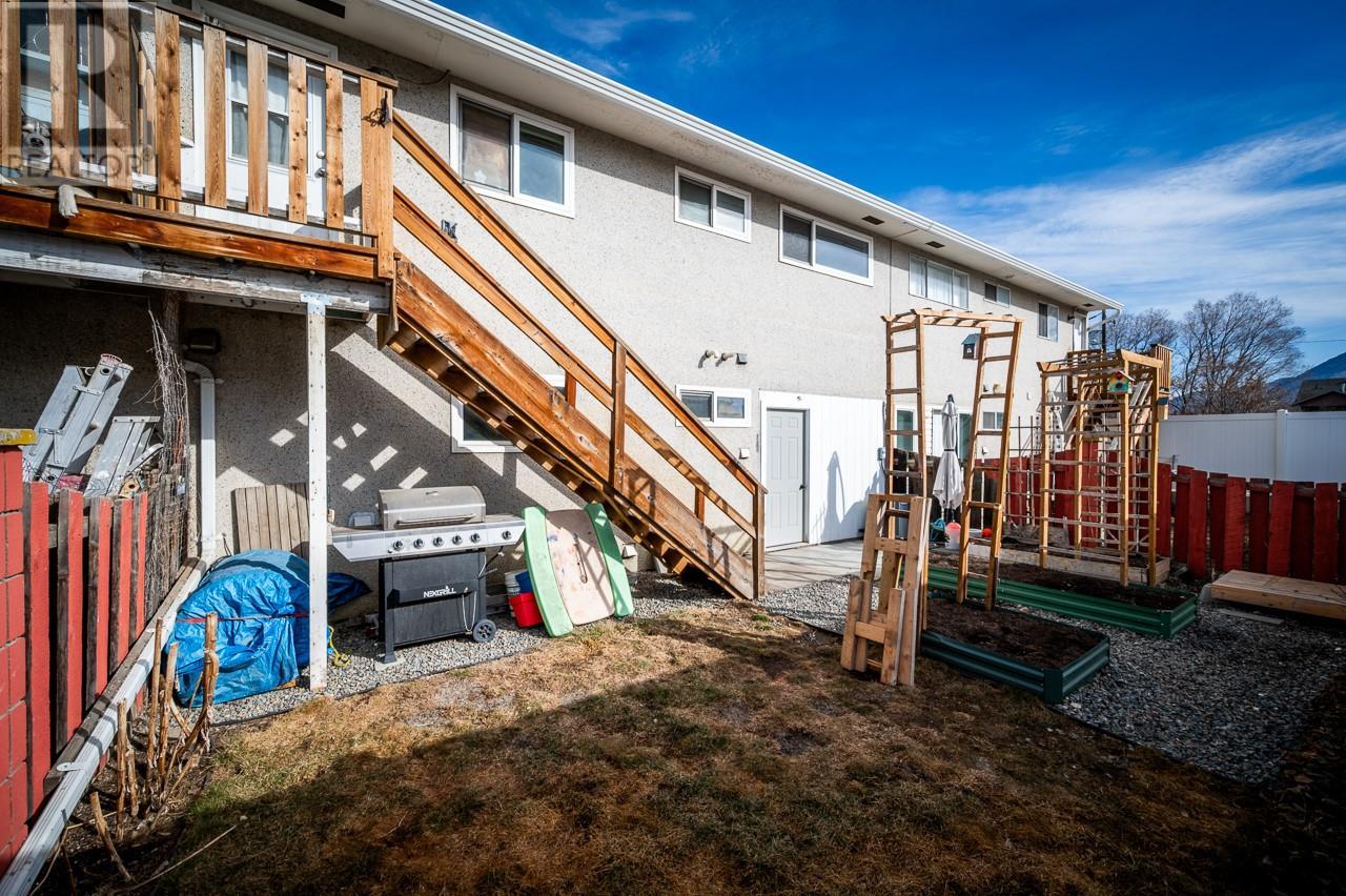 800 Valhalla Drive Unit# 2, Kamloops, British Columbia  V2B 1R8 - Photo 20 - 10348165
