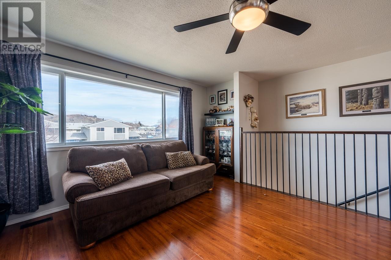 Property at 800 VALHALLA Drive Unit# 2 image 4