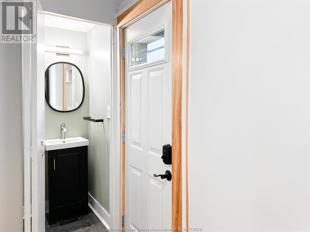 995 Chilver, Windsor, Ontario  N8Y 2K6 - Photo 16 - 25012265