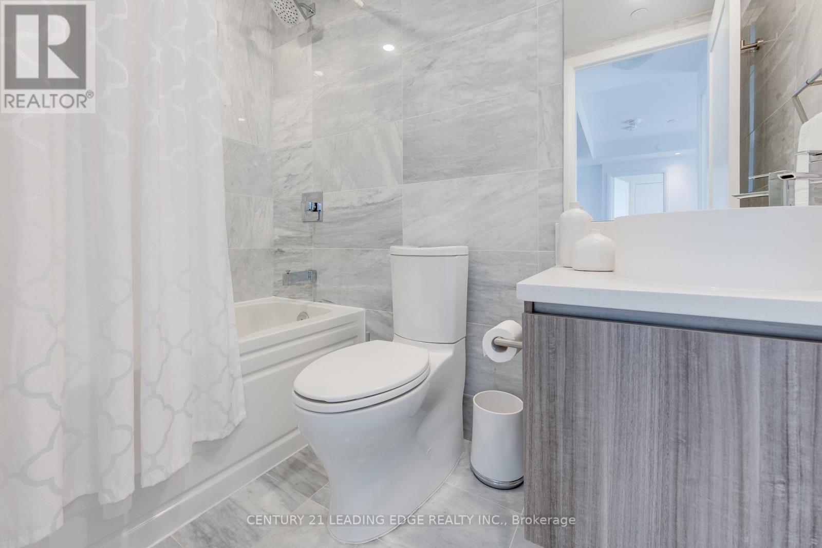 706 - 151 Avenue Road, Toronto (Annex), Ontario  M5R 0B8 - Photo 11 - C12084983