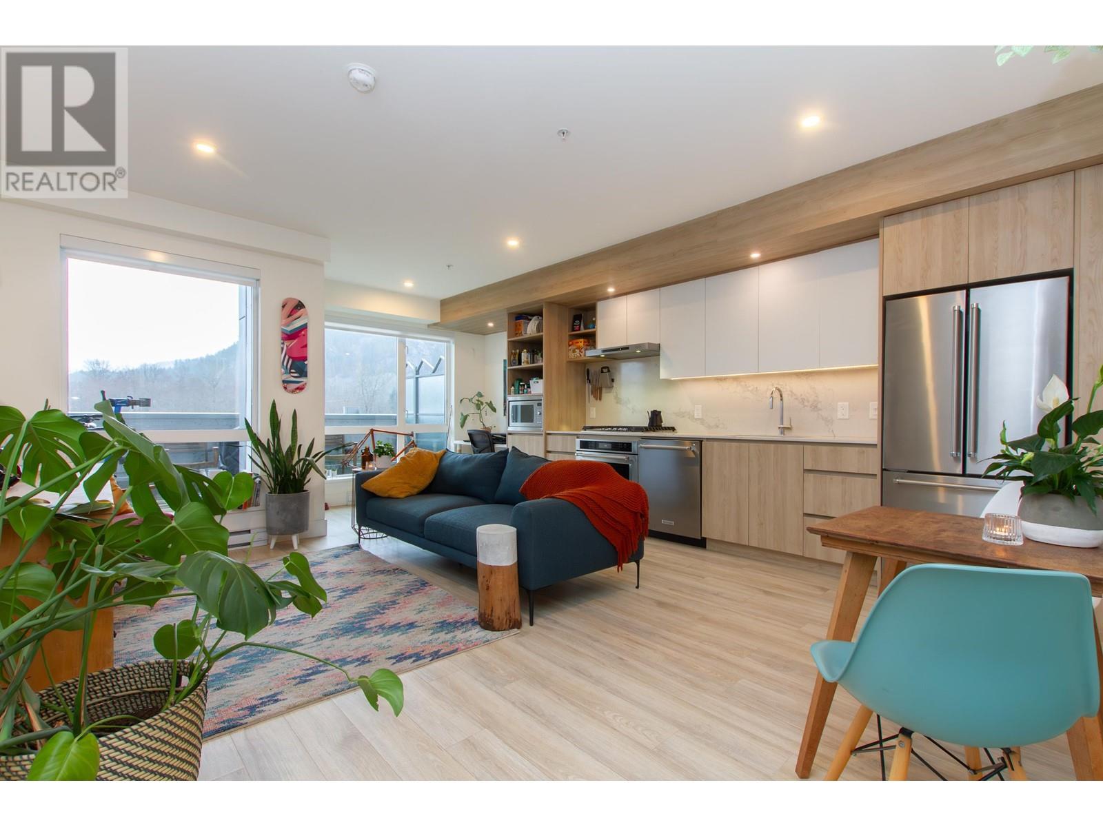 Property at 420 38362 BUCKLEY AVENUE image 3