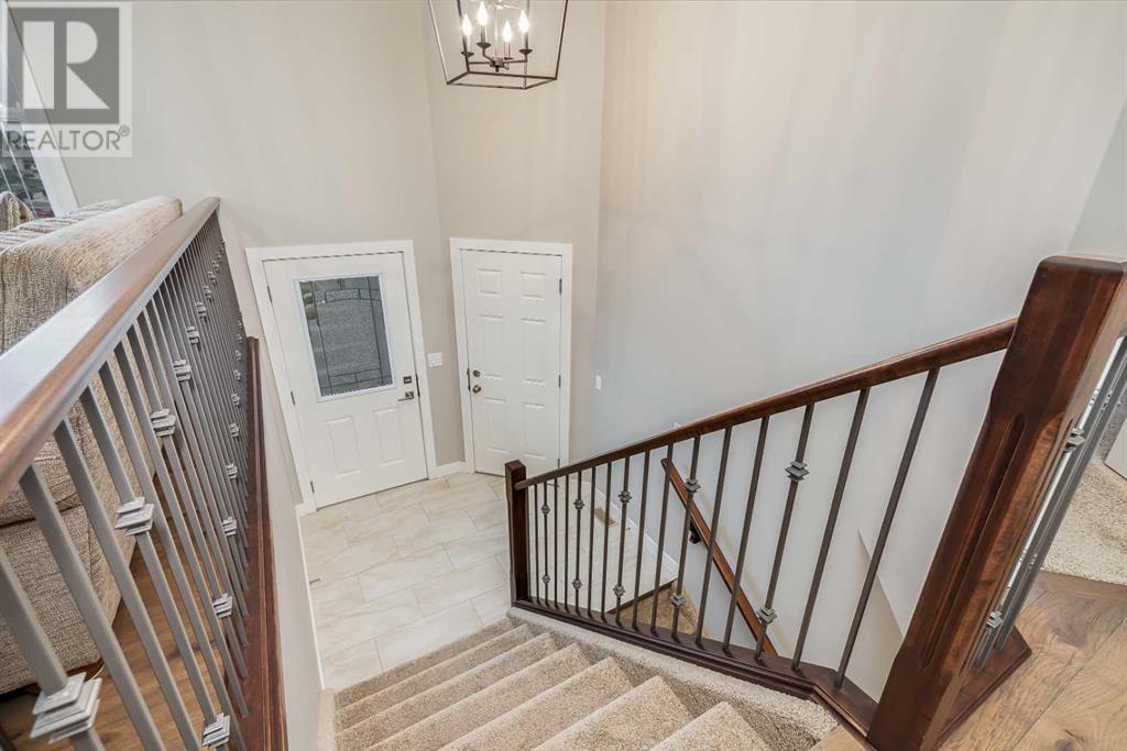 1 Valarosa Court, Didsbury, Alberta  T0M 0W0 - Photo 3 - A2221336