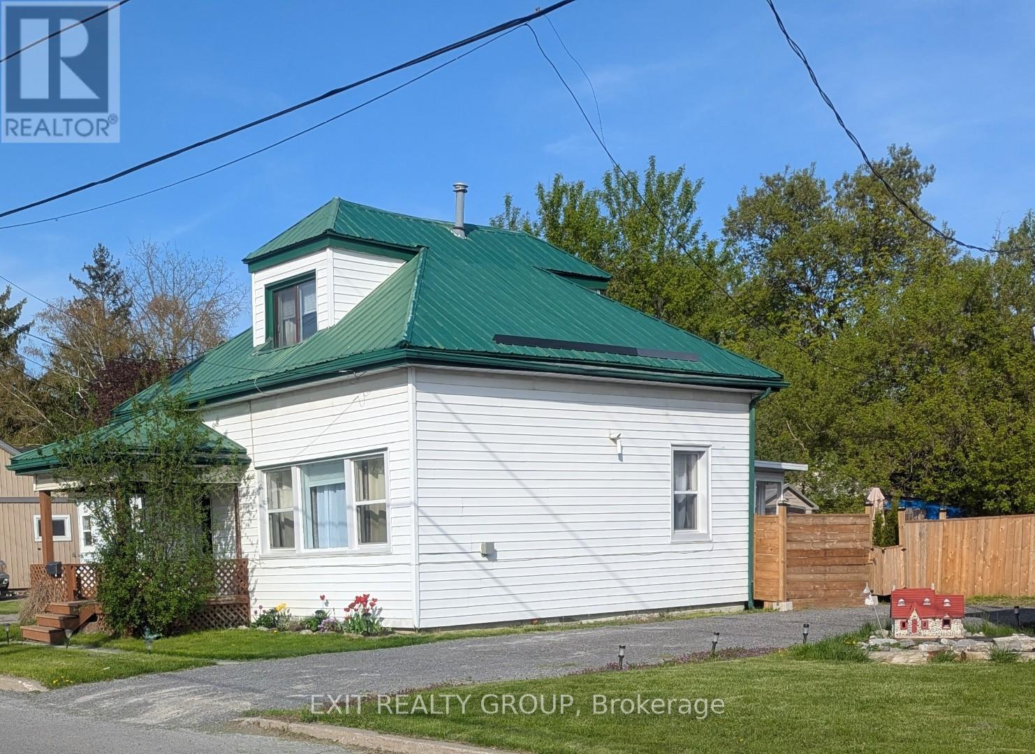 Property at 17 MEYERS STREET image 3
