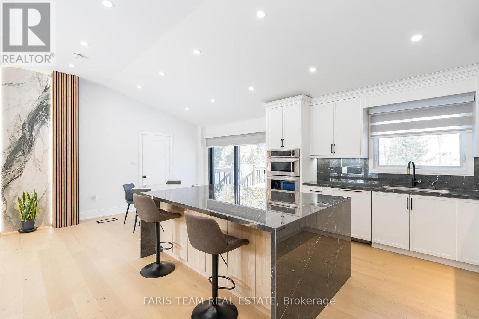 Property at 748 TRINITY STREET image 5