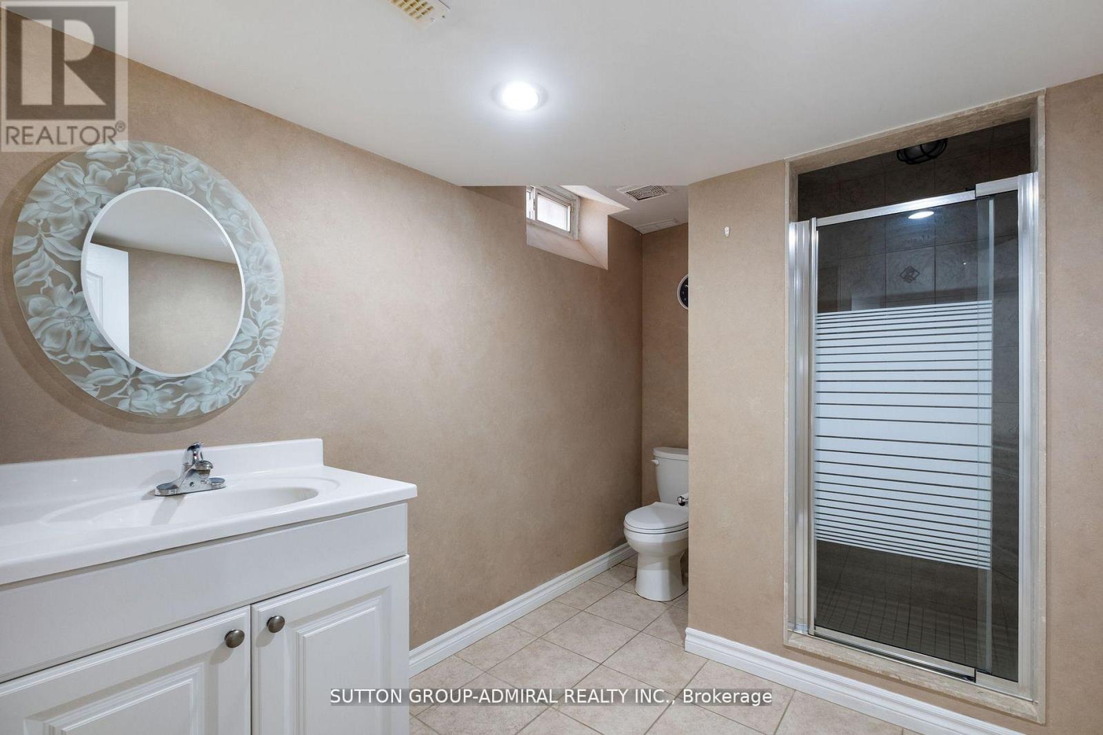 45 Inglewood Avenue, Vaughan, Ontario  L4J 7T8 - Photo 12 - N12151582