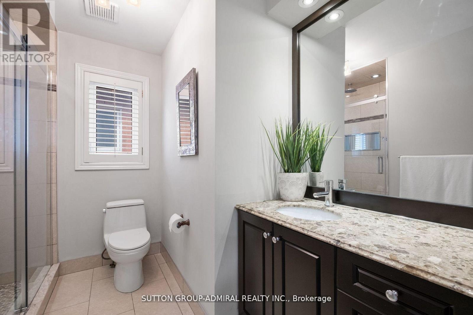 45 Inglewood Avenue, Vaughan, Ontario  L4J 7T8 - Photo 15 - N12151582