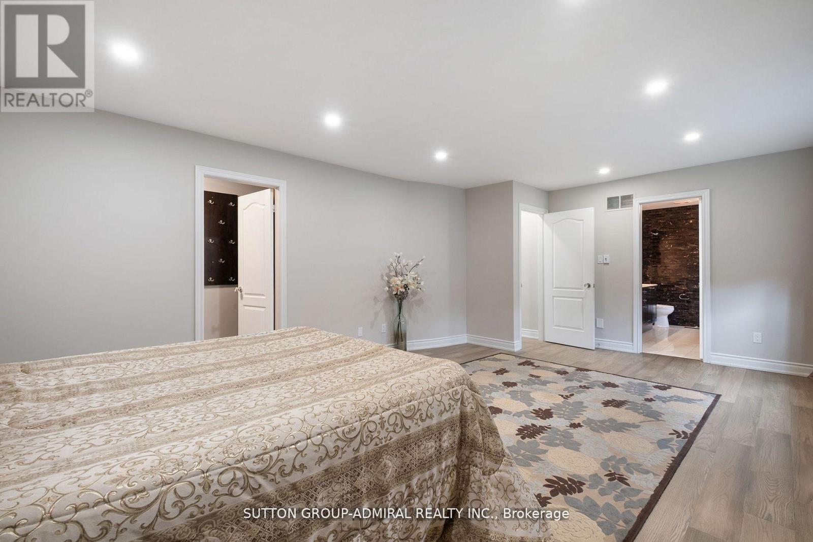 45 Inglewood Avenue, Vaughan, Ontario  L4J 7T8 - Photo 30 - N12151582