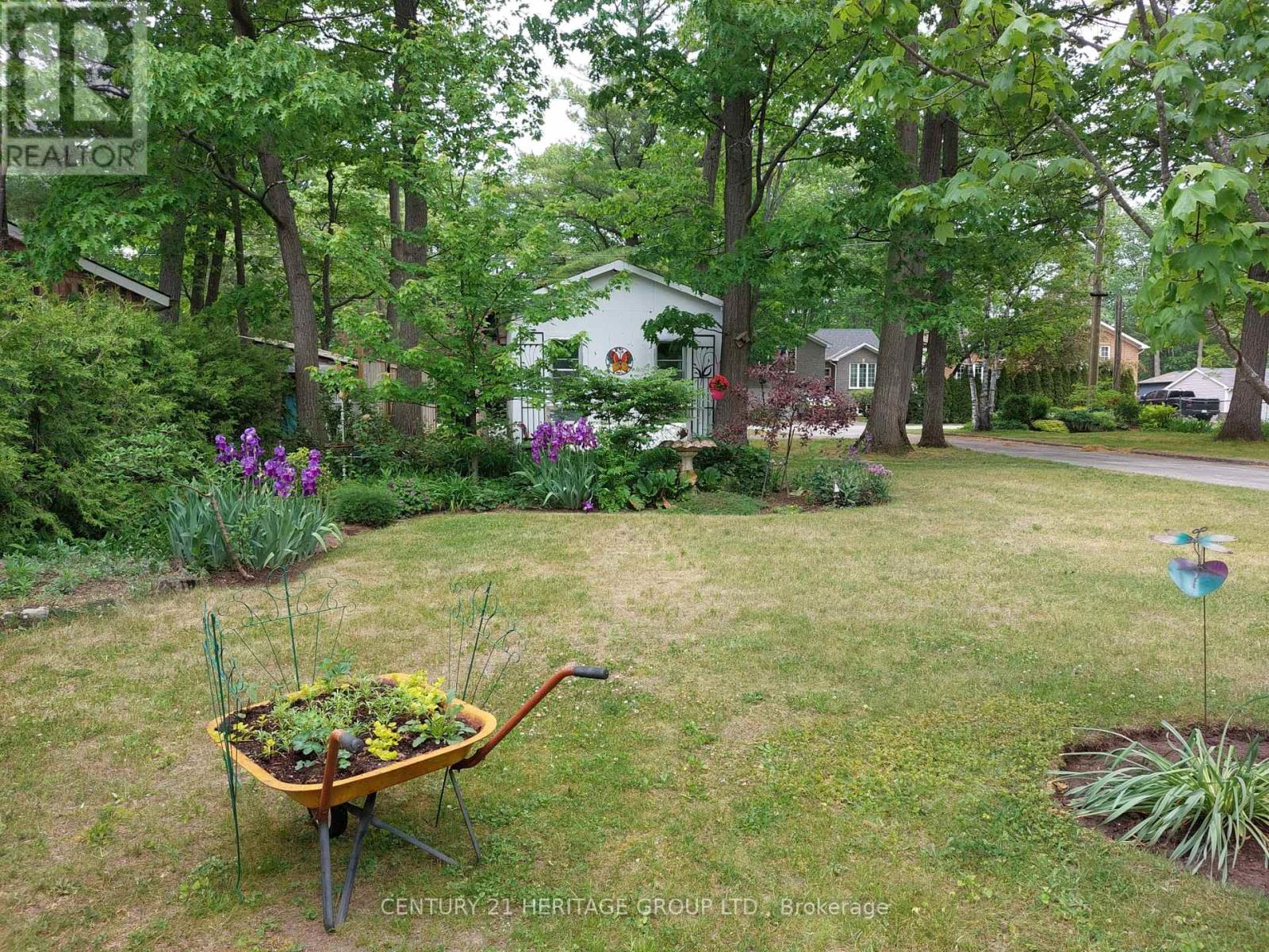 742 Oxbow Park Drive, Wasaga Beach, Ontario  L9Z 2V1 - Photo 29 - S12151523
