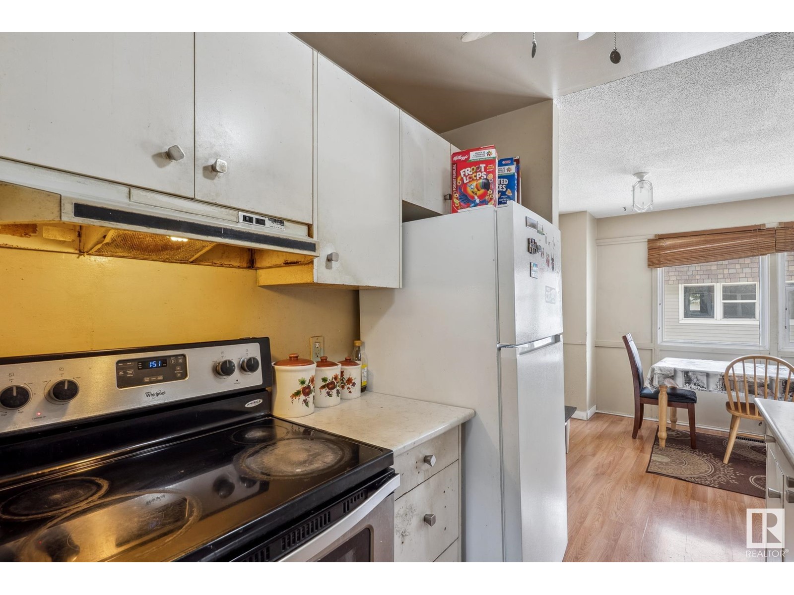 523 Village On The Green Gr Nw, Edmonton, Alberta  T5A 1H2 - Photo 7 - E4436679