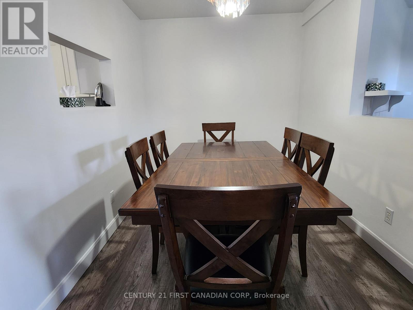 Photo 2 of 16 for 54 - 1318 Highbury Avenue N