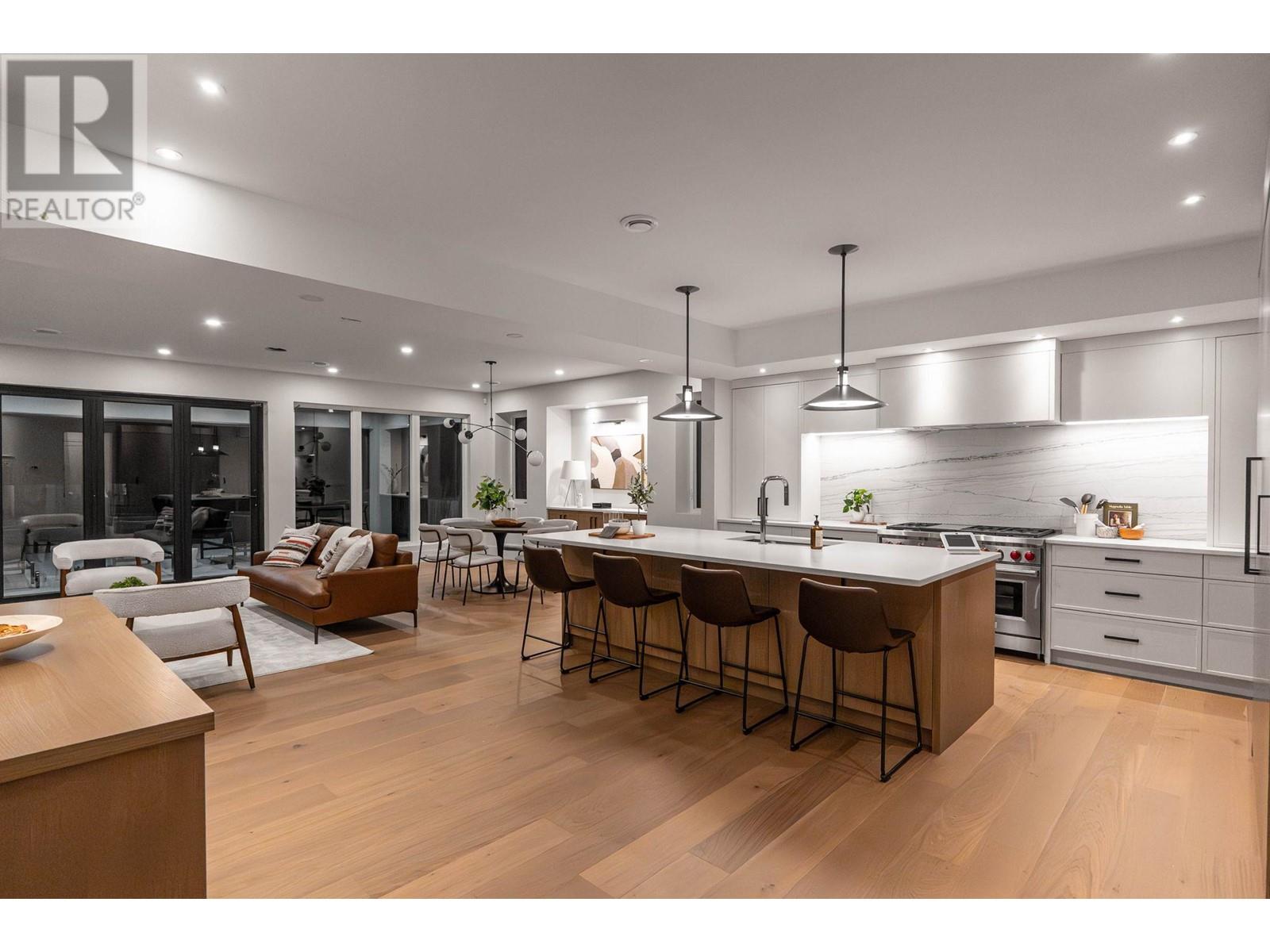 Property at 1388 Vineyard Drive image 2
