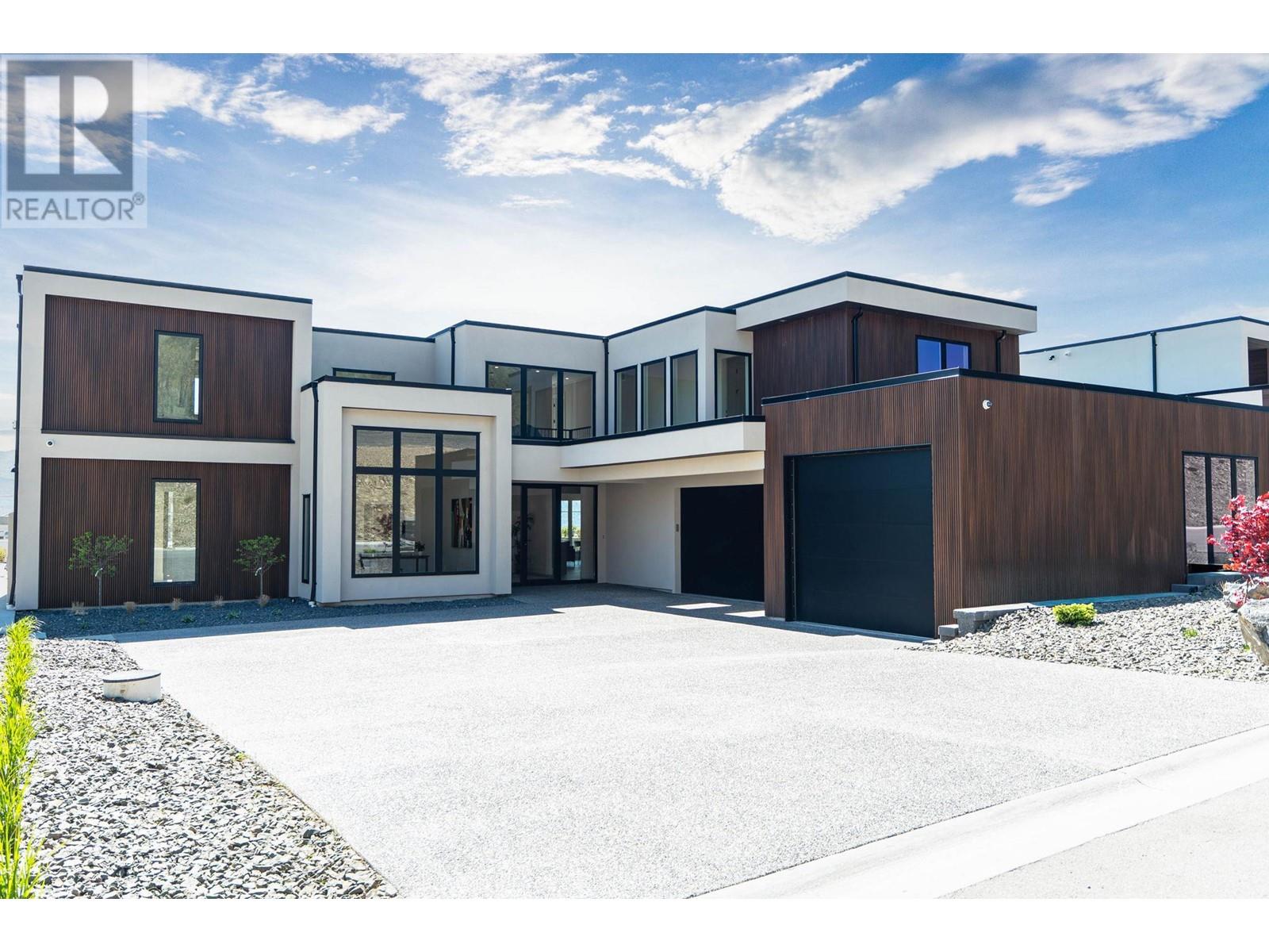 1388 Vineyard Drive, West Kelowna, British Columbia  V4T 3H9 - Photo 3 - 10347901