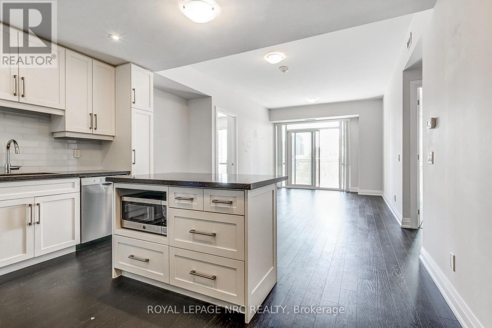 604 - 2025 Maria Street, Burlington, Ontario  L7R 0E9 - Photo 11 - W12151665