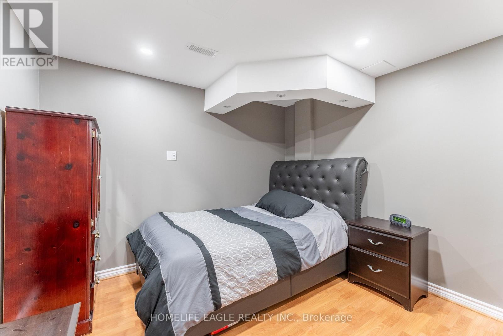 7 Denim Drive, Brampton, Ontario  L6P 1K4 - Photo 26 - W12151524