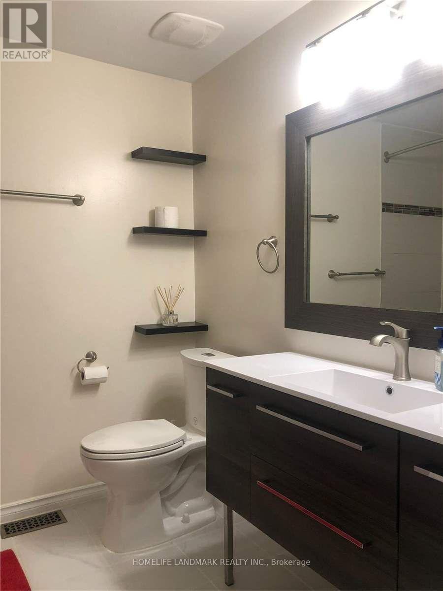 92 Esterlawn Point, Ottawa, Ontario  K2A 4C1 - Photo 10 - X12151525