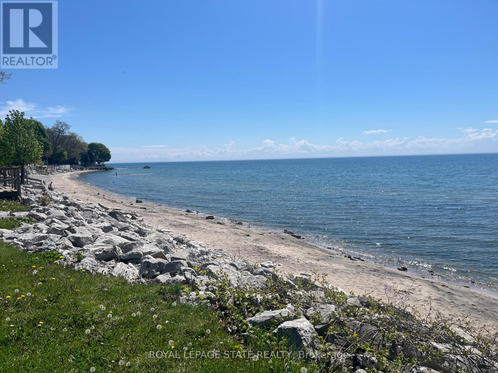 Property at 22 3RD STREET image 4