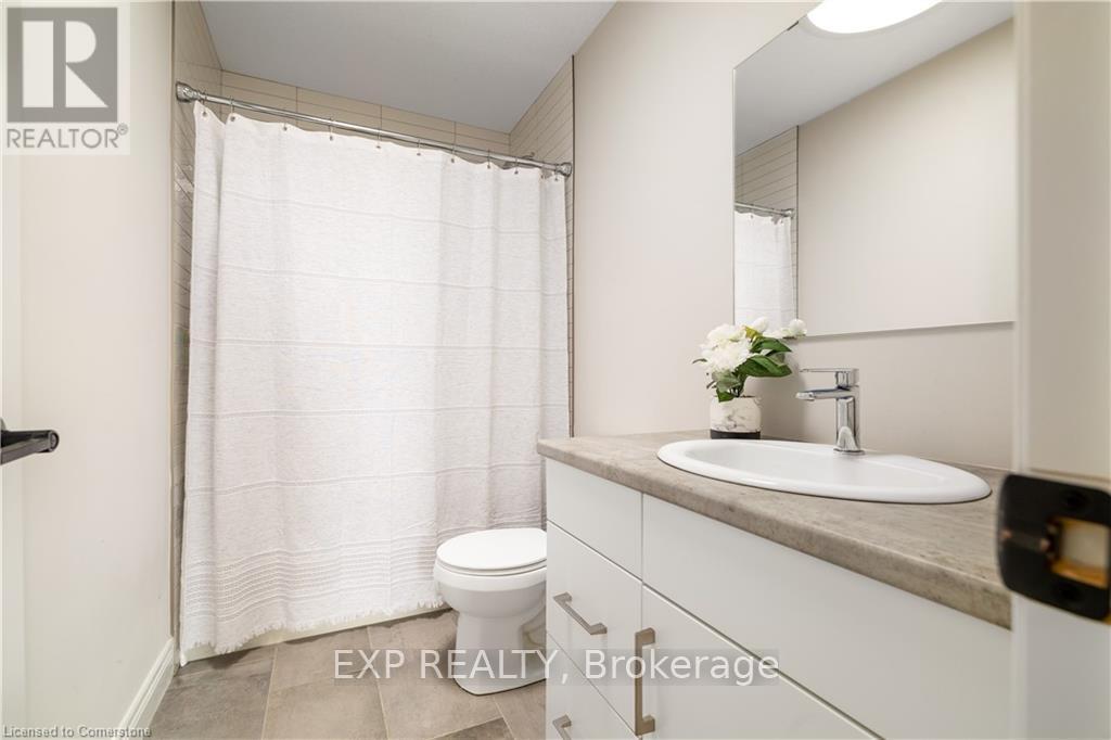 108 Loxleigh Lane, Woolwich, Ontario  N0B 1M0 - Photo 16 - X12151610