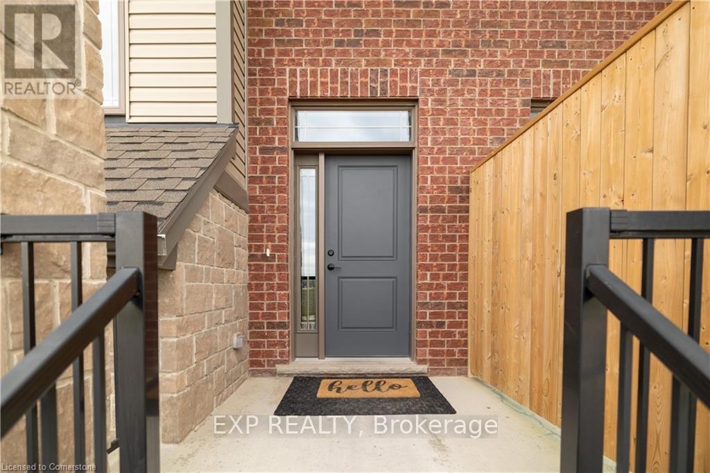 Property at 108 LOXLEIGH LANE image 4