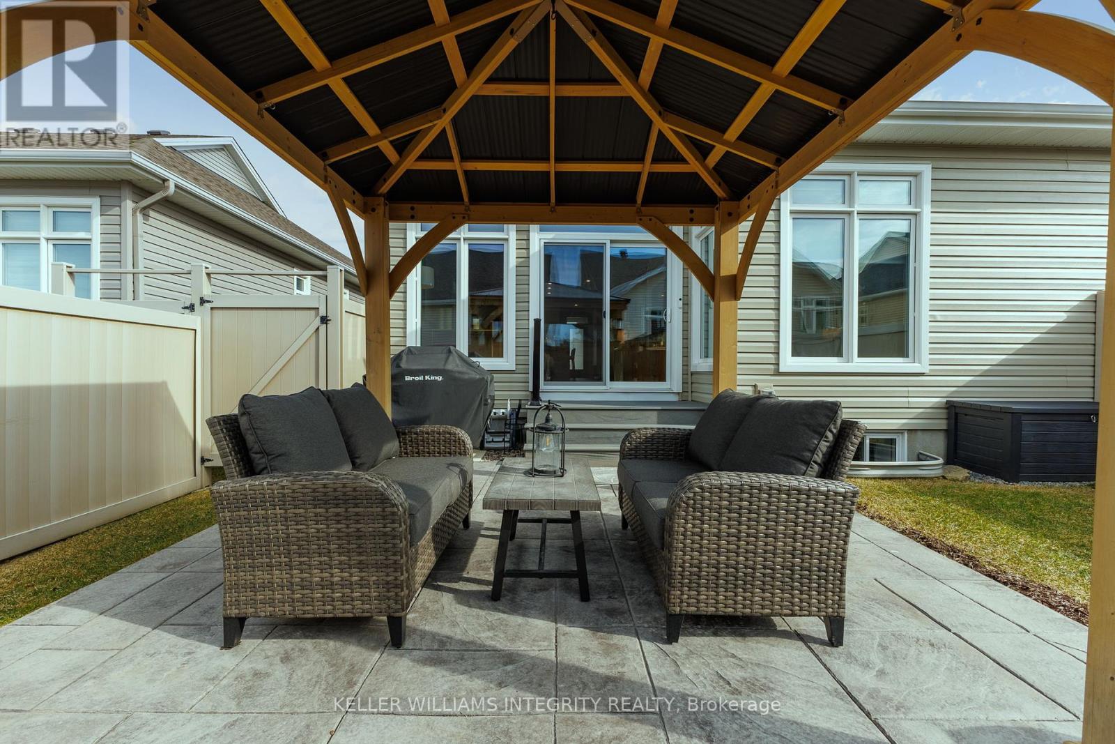 225 Maygrass Way, Ottawa, Ontario  K2S 2K9 - Photo 37 - X12151664