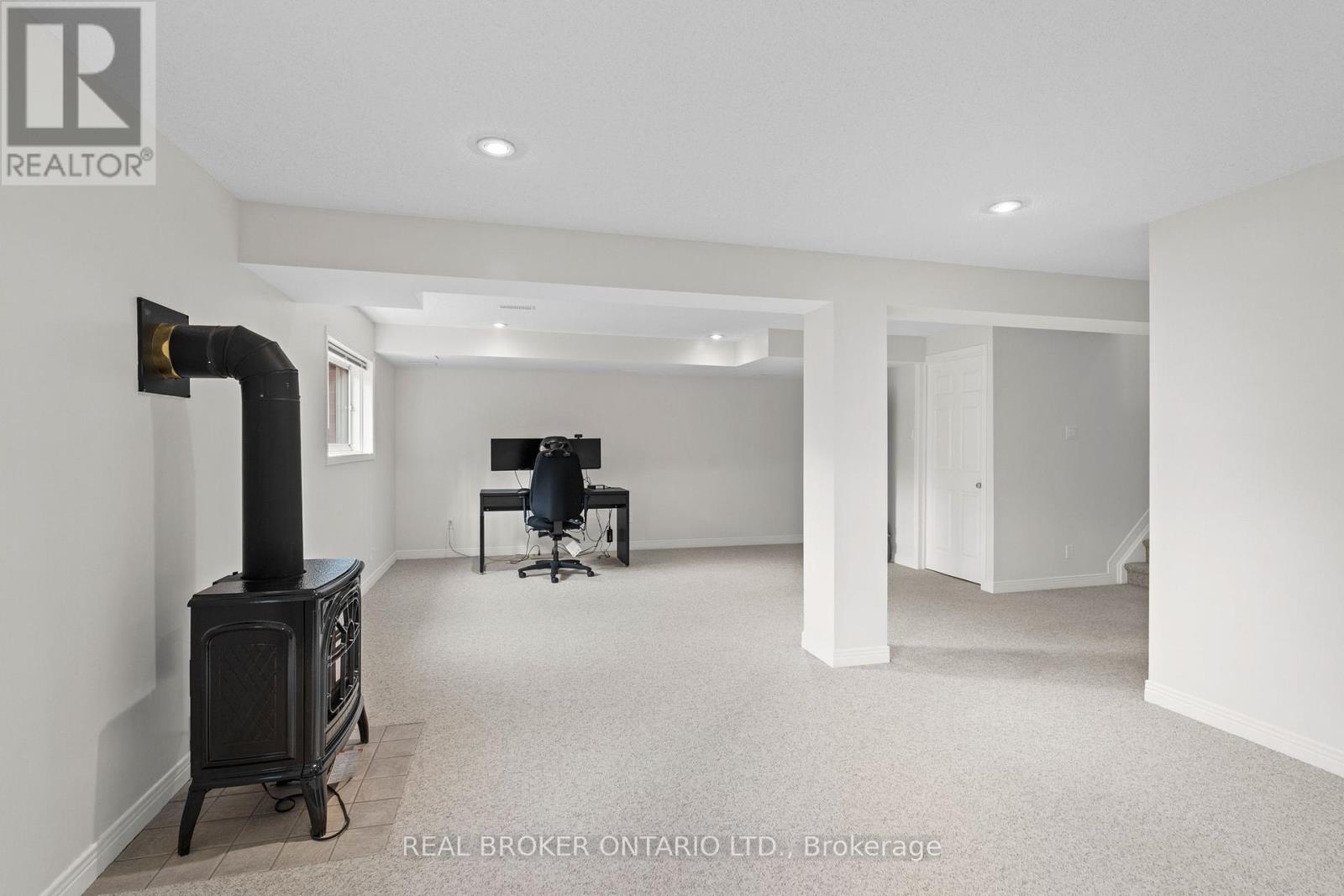 34 Bunting Lane, Ottawa, Ontario  K2M 2P7 - Photo 29 - X12151673