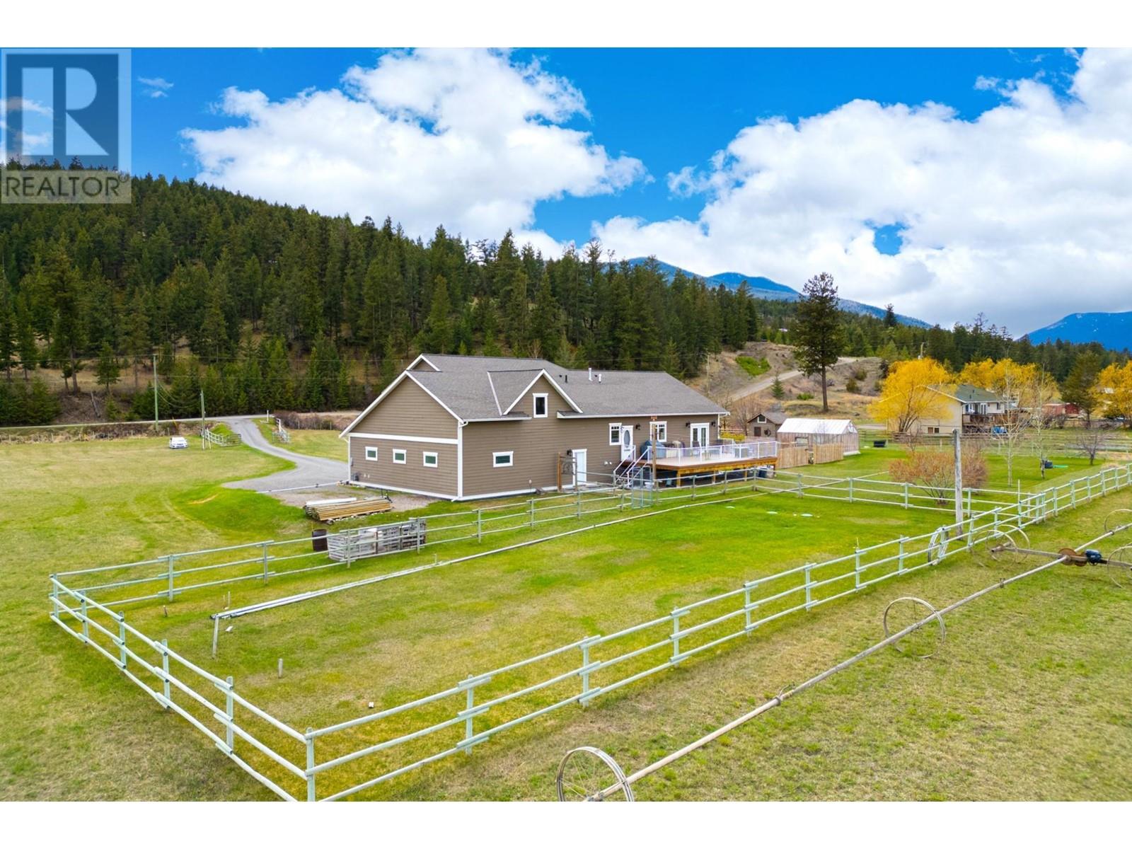 661 LAGOON COURT Road, Clinton, BC V0K1K0