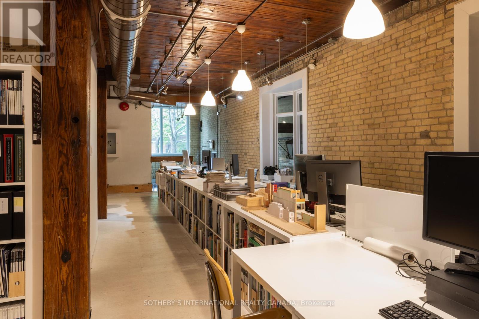 18 Gloucester Lane, Toronto (Church-Yonge Corridor), Ontario  M4Y 1L5 - Photo 46 - C12151542