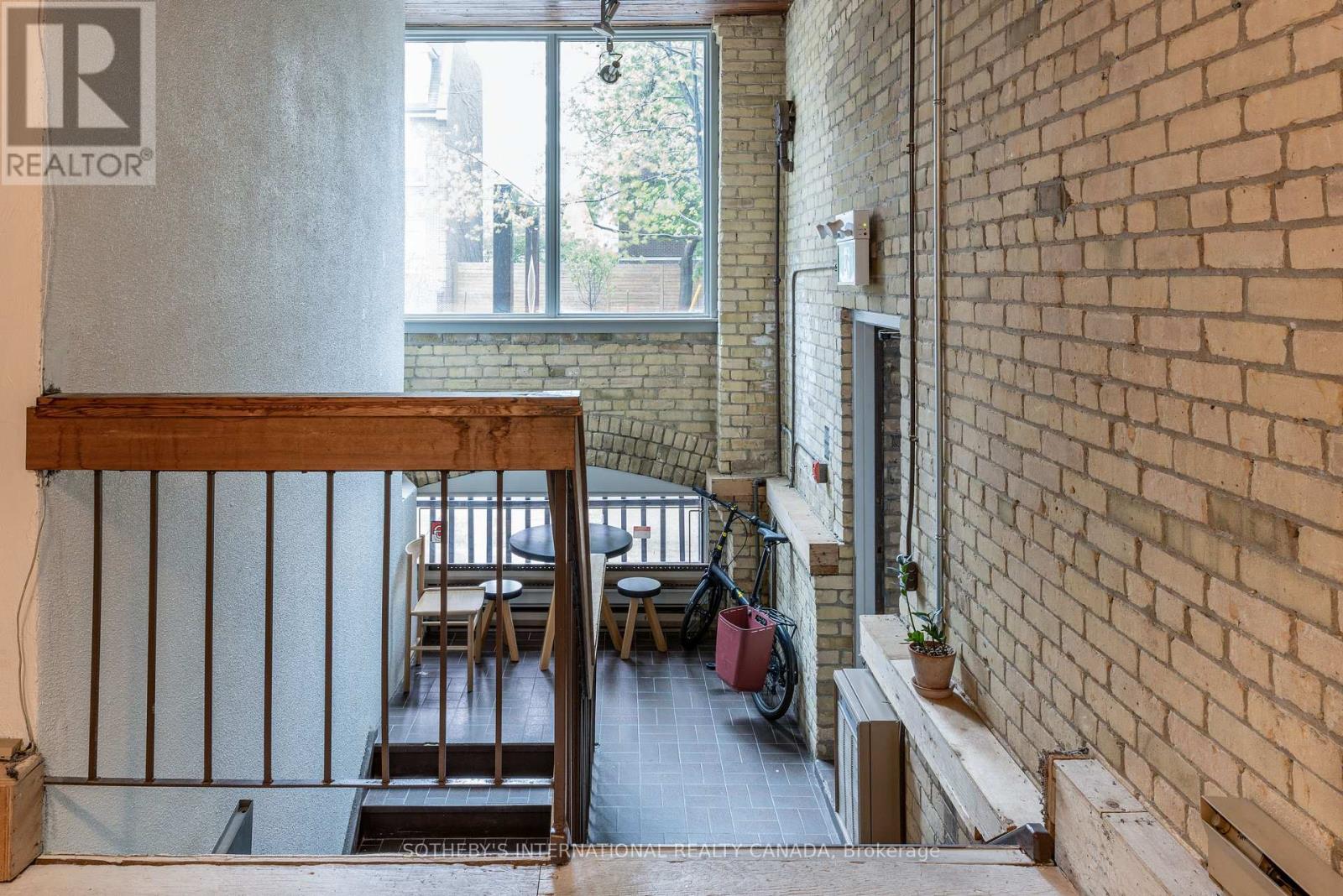 18 Gloucester Lane, Toronto (Church-Yonge Corridor), Ontario  M4Y 1L5 - Photo 30 - C12151542