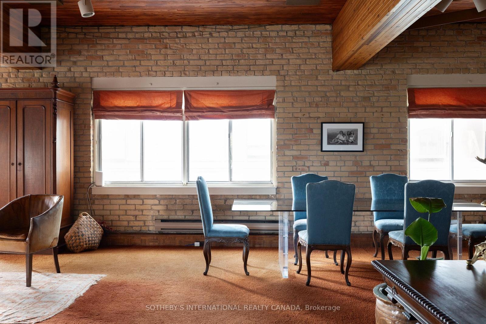 18 Gloucester Lane, Toronto (Church-Yonge Corridor), Ontario  M4Y 1L5 - Photo 8 - C12151546