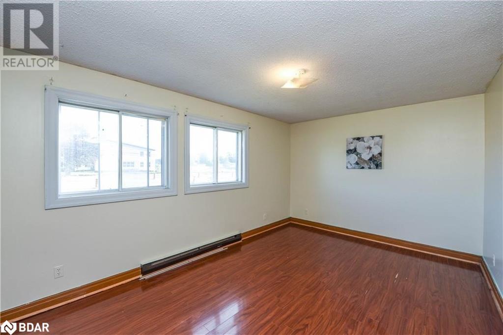 2146 Innisfil Beach Road, Innisfil, Ontario  L9S 4B9 - Photo 14 - 40693578