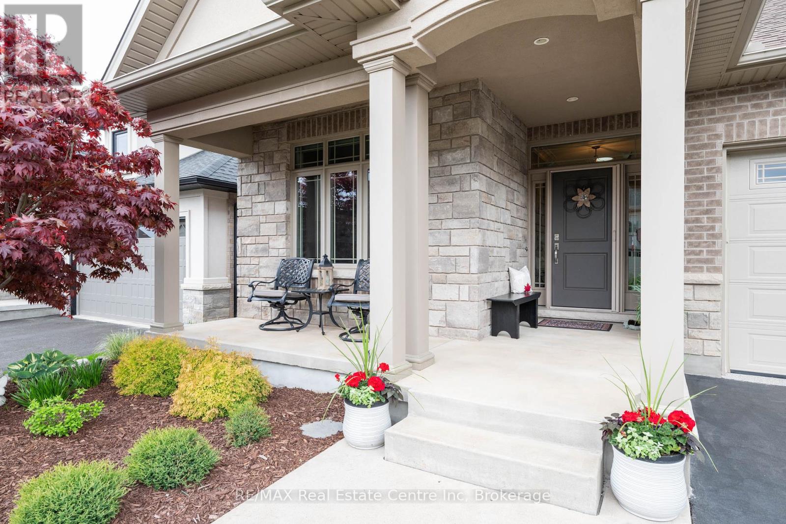 Property at 24 KINTYRE TRAIL image 3