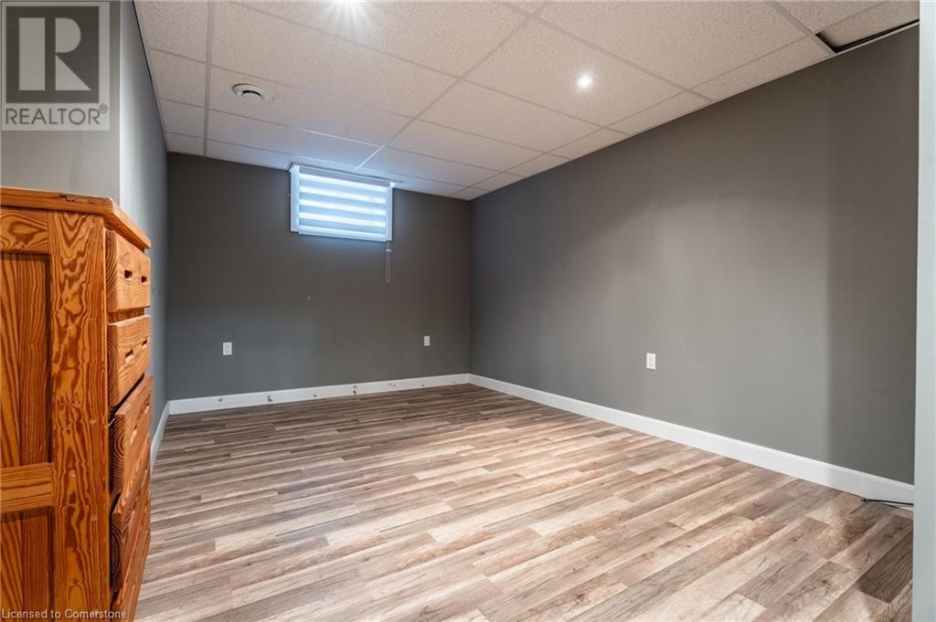 715 Robson Road, Waterdown, Ontario  L8B 1H2 - Photo 39 - 40729233