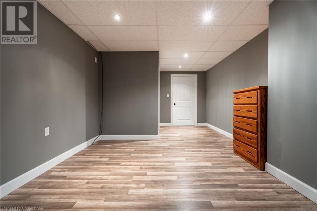 715 Robson Road, Waterdown, Ontario  L8B 1H2 - Photo 40 - 40729233