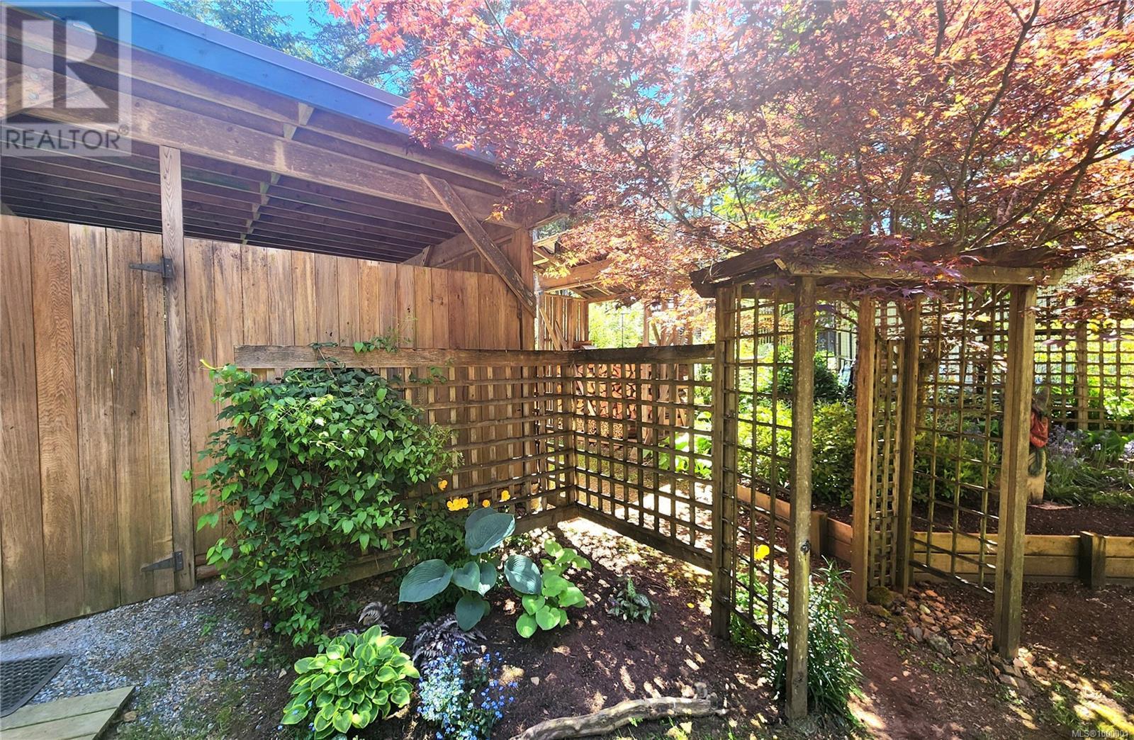 741 Lockinvar Lane, Gabriola Island, British Columbia  V0R 1X3 - Photo 26 - 1000001