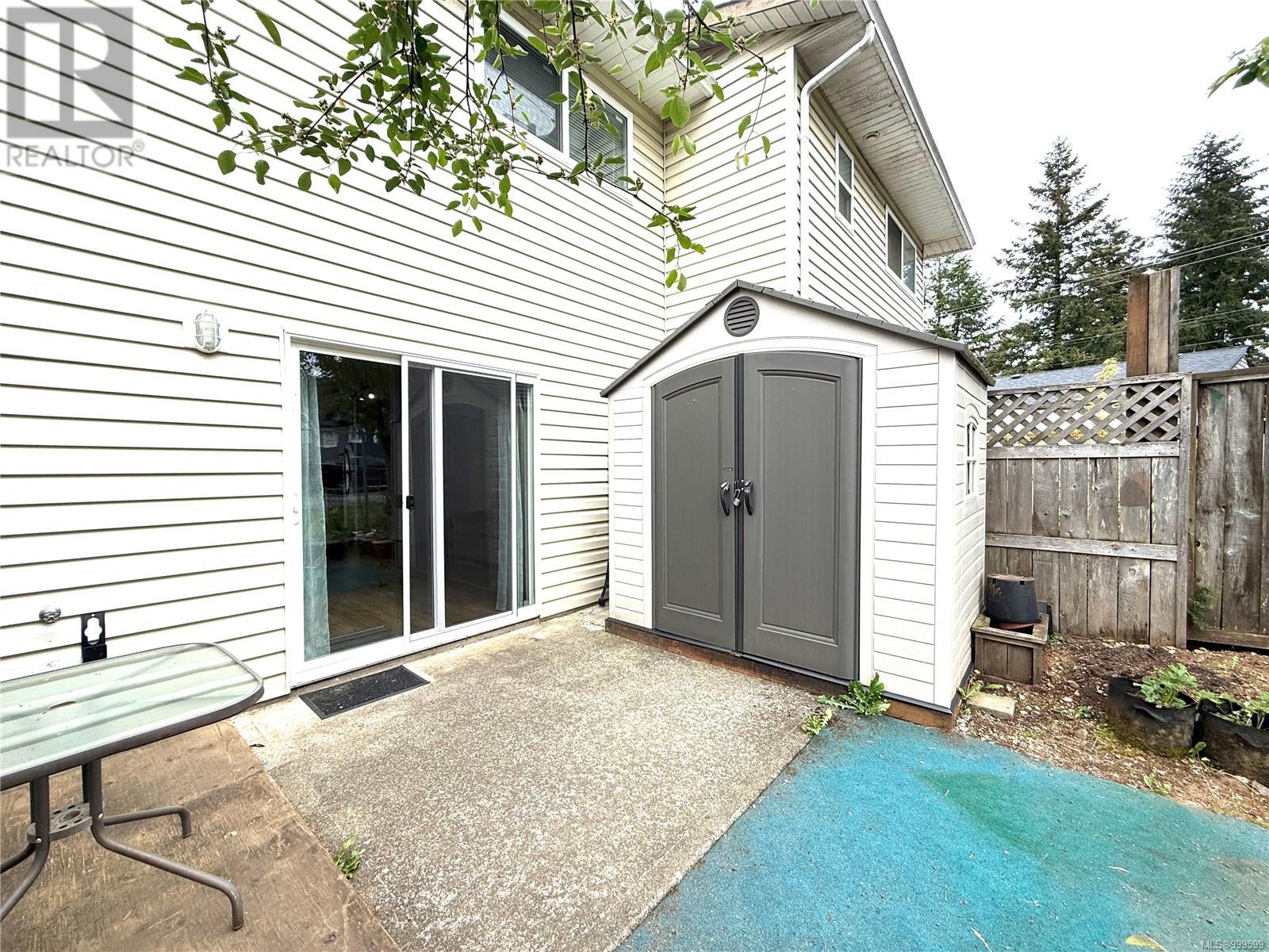 Property at 2 704 7th Ave image 4