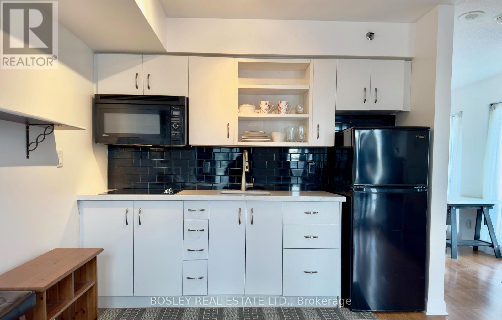 1401 - 200 Victoria Street, Toronto, Ontario  M5B 1V8 - Photo 5 - C12151672