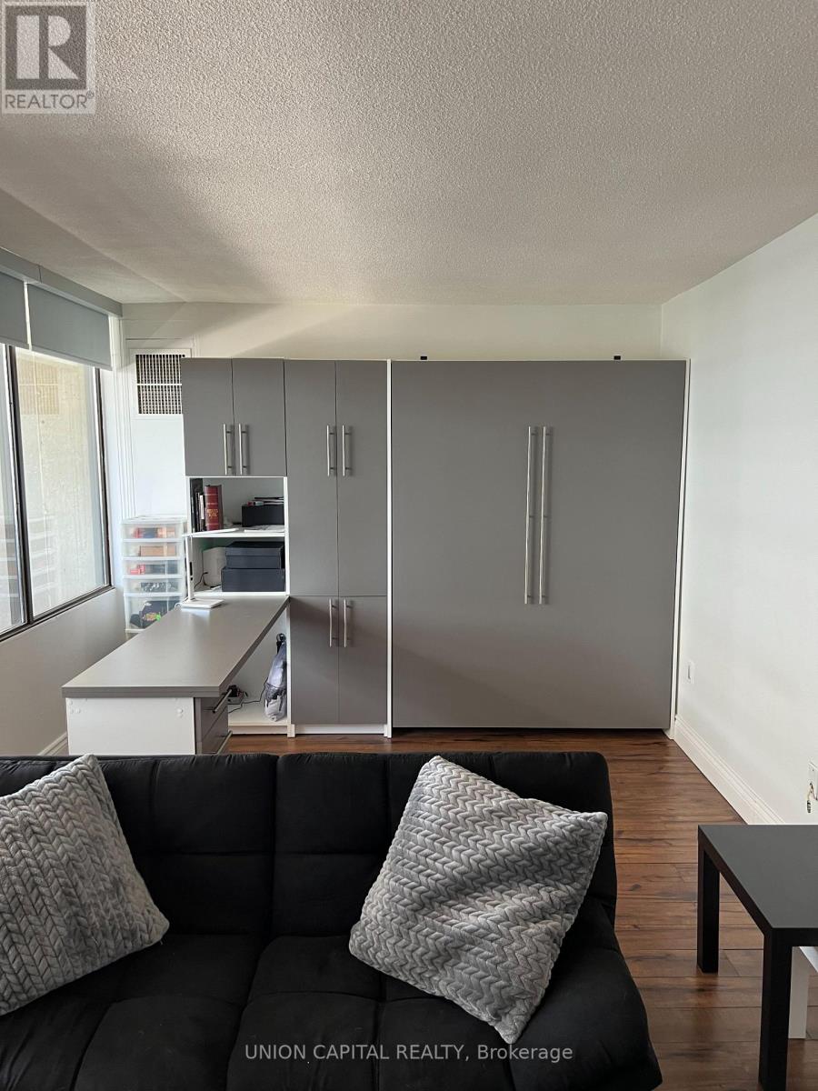 1011 - 720 Spadina Avenue, Toronto (University), Ontario  M5S 2T9 - Photo 12 - C12151685