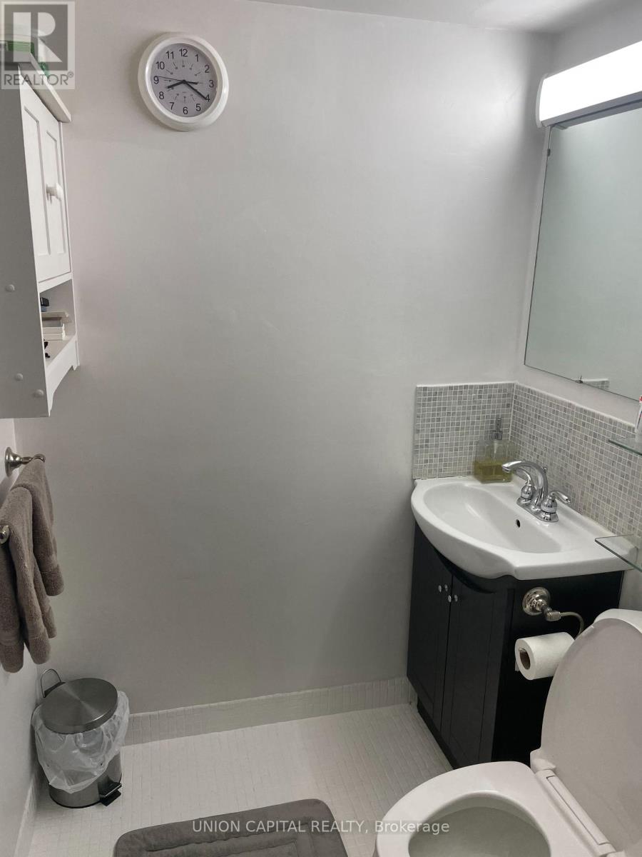 1011 - 720 Spadina Avenue, Toronto (University), Ontario  M5S 2T9 - Photo 16 - C12151685