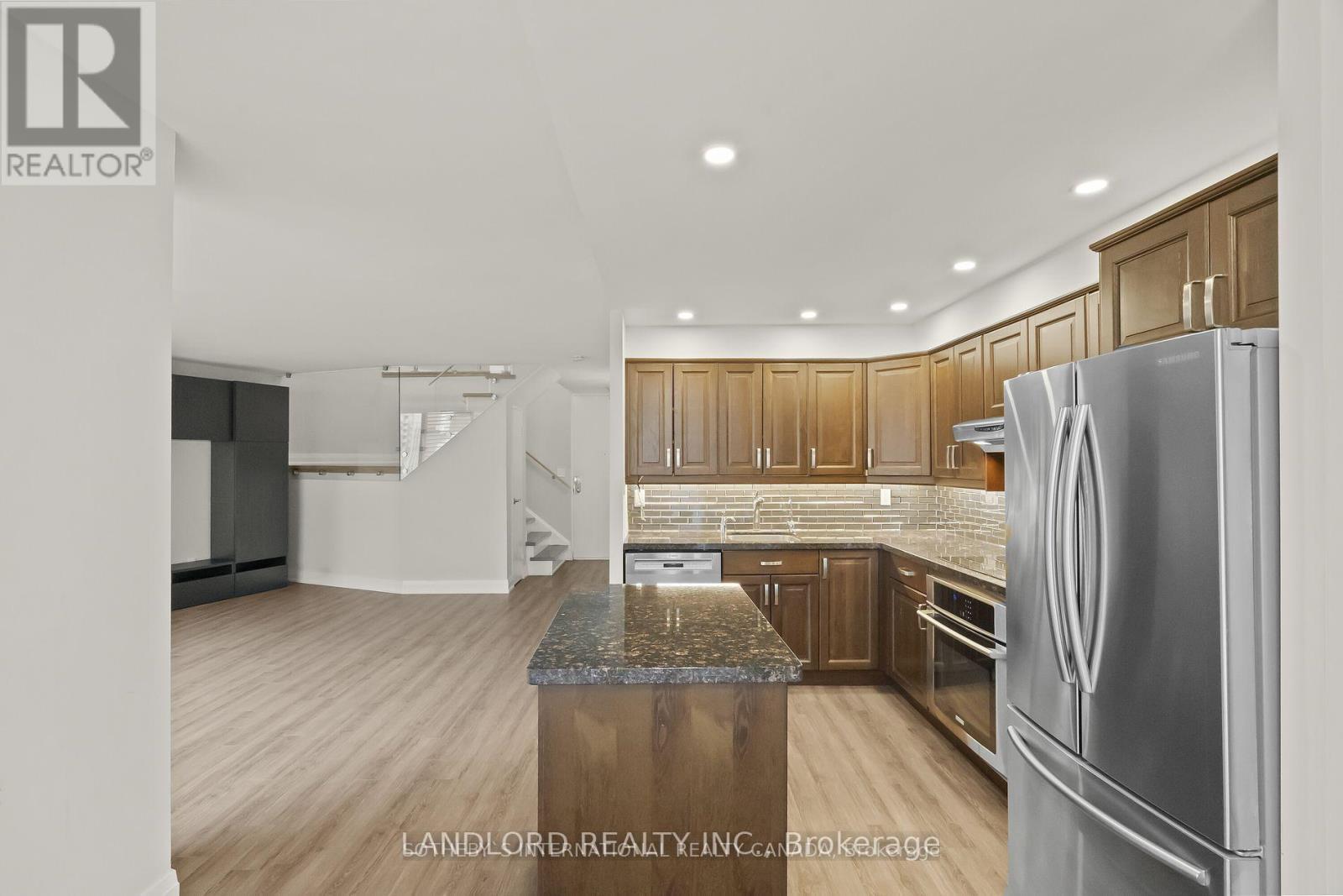2208 - 33 Harbour Square, Toronto, Ontario  M5J 2G2 - Photo 4 - C12151690