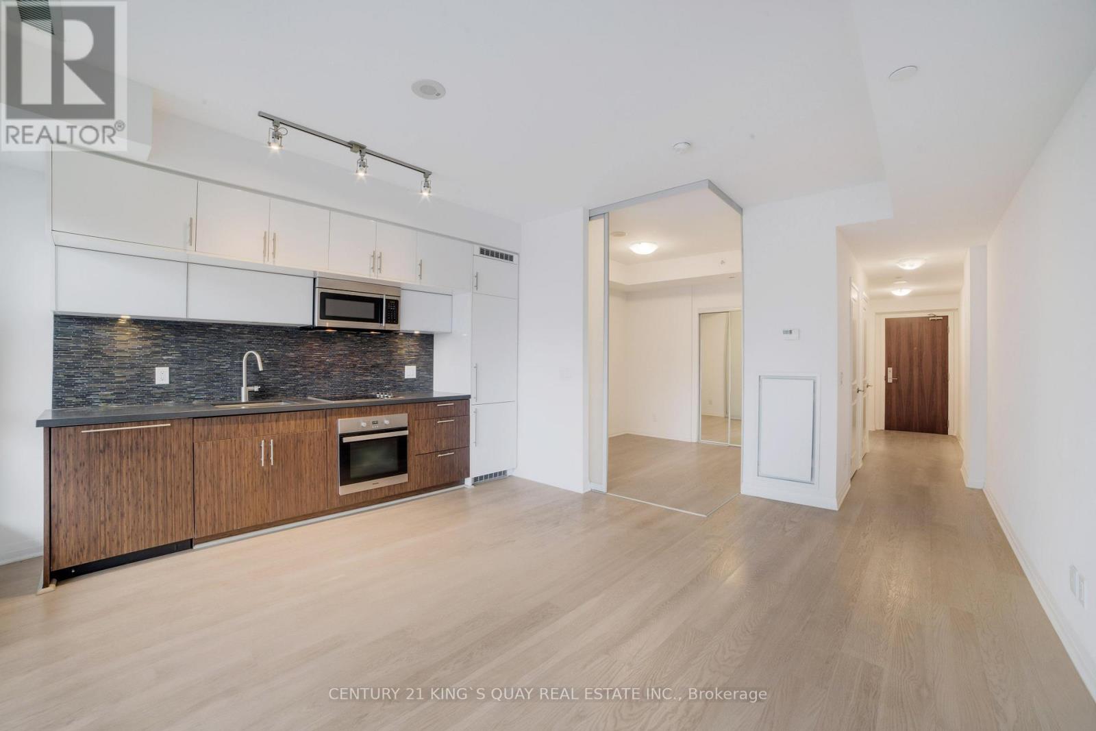 1010 - 8 Mercer Street, Toronto, Ontario  M5V 0C4 - Photo 10 - C12151770
