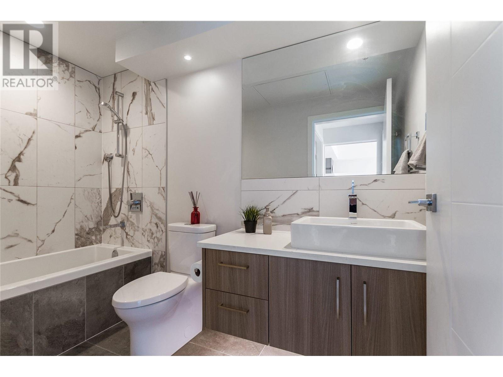 403 528 W King Edward Avenue, Vancouver, British Columbia  V5Z 2C3 - Photo 14 - R3003273