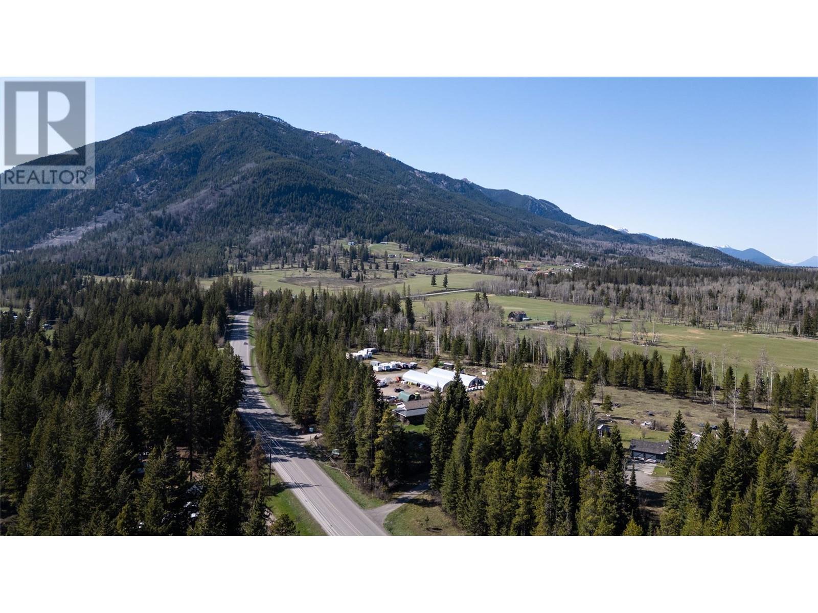 9500 43 Highway, Sparwood, British Columbia  V0B 2G1 - Photo 22 - 10341827